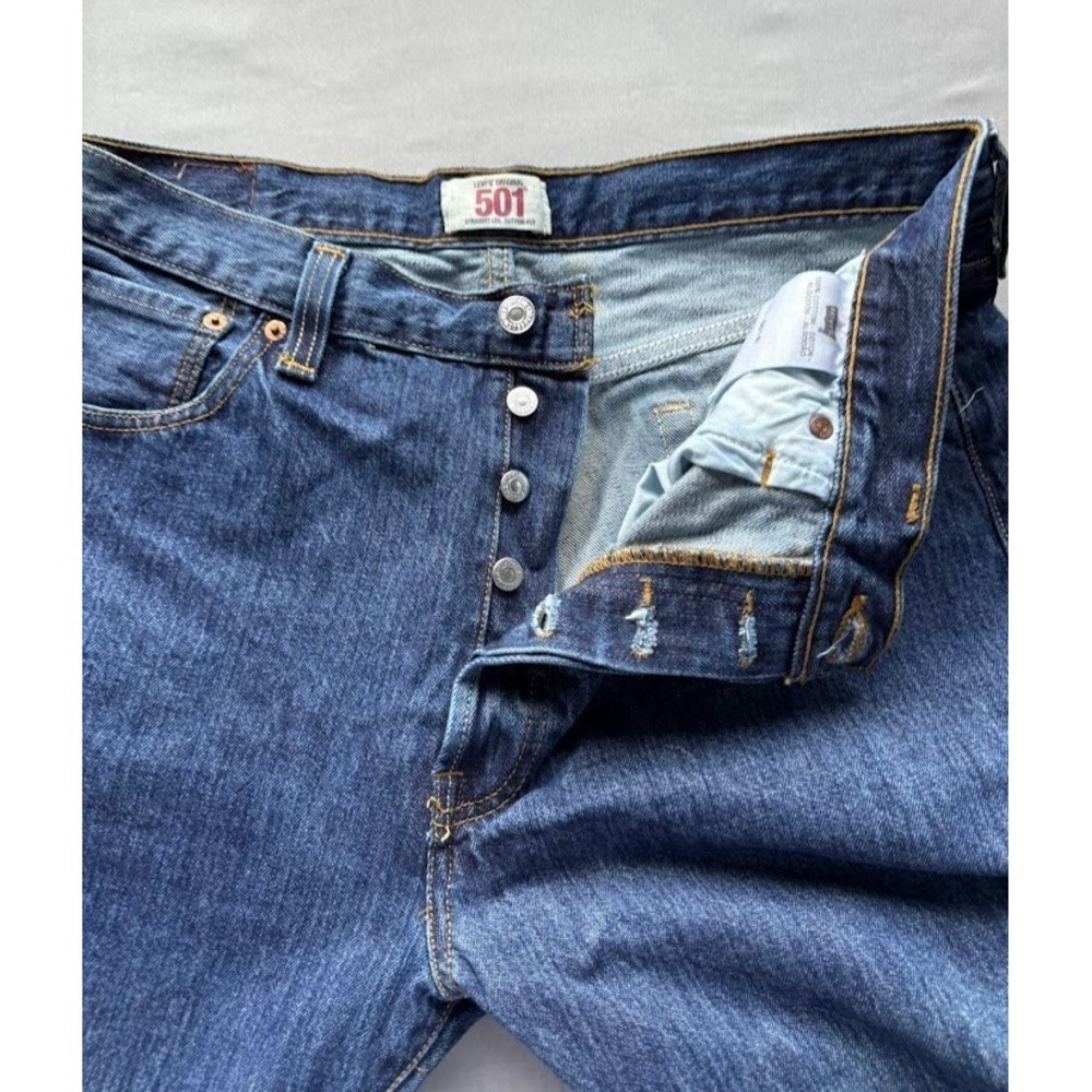 Levis 501 Jeans Men 36 X 30 Button Fly‎ Straight Blue Denim Made In Haiti - Picture 3 of 16